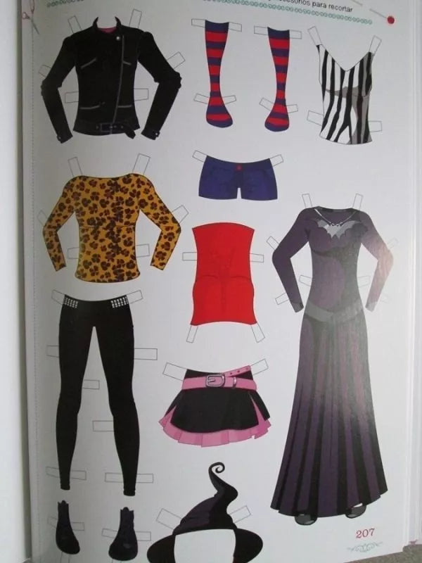 Libro Pequeñas Diseñadoras De Modas